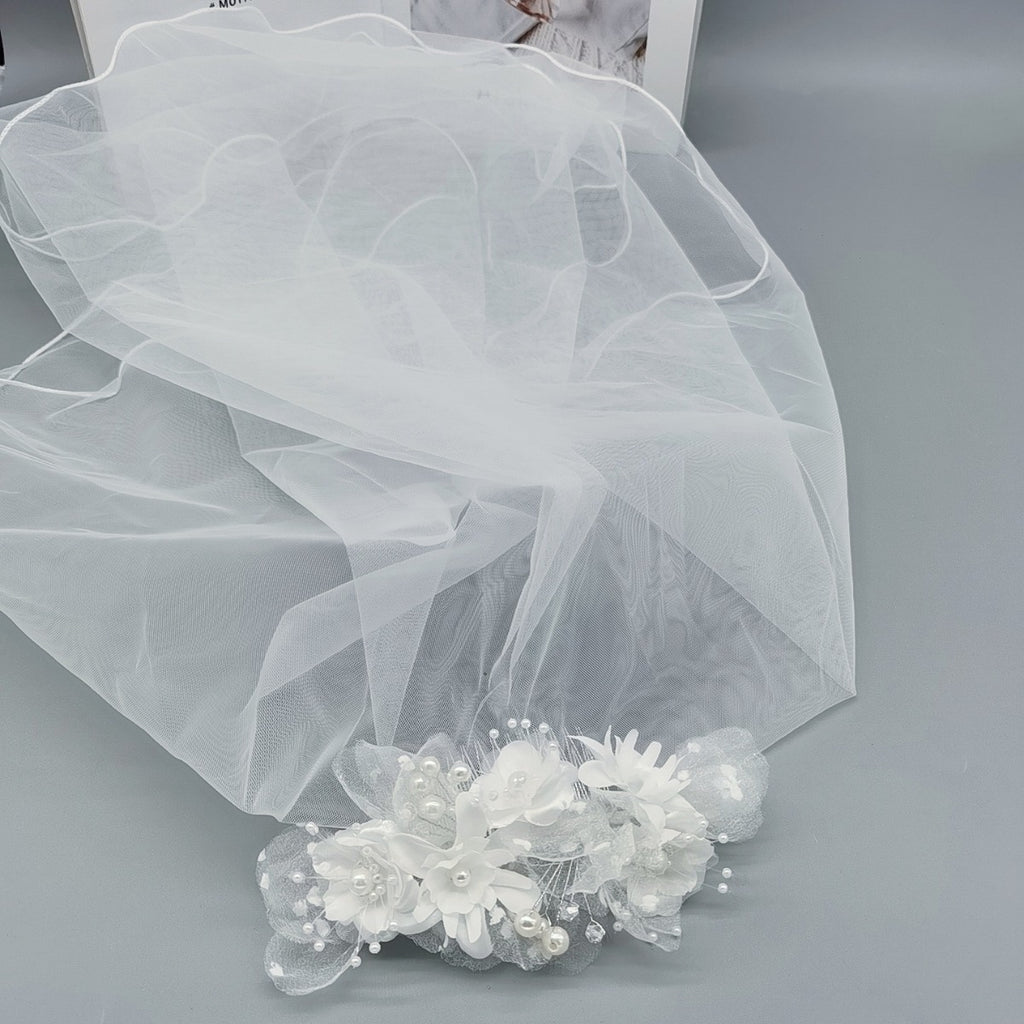 Bride and Bridesmaid White Pearl Overlay Double-Layer Veil Hair Comb Wedding Headdress Party Holiday Mesh Flower Set Hair Accessories